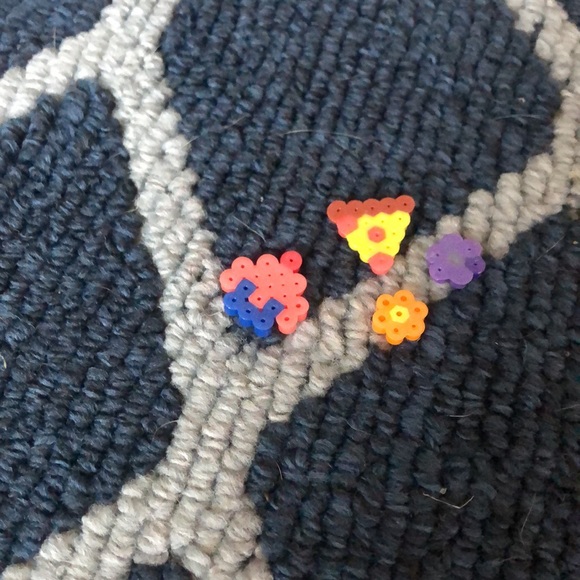 Bracelets - Picture 3 of 17